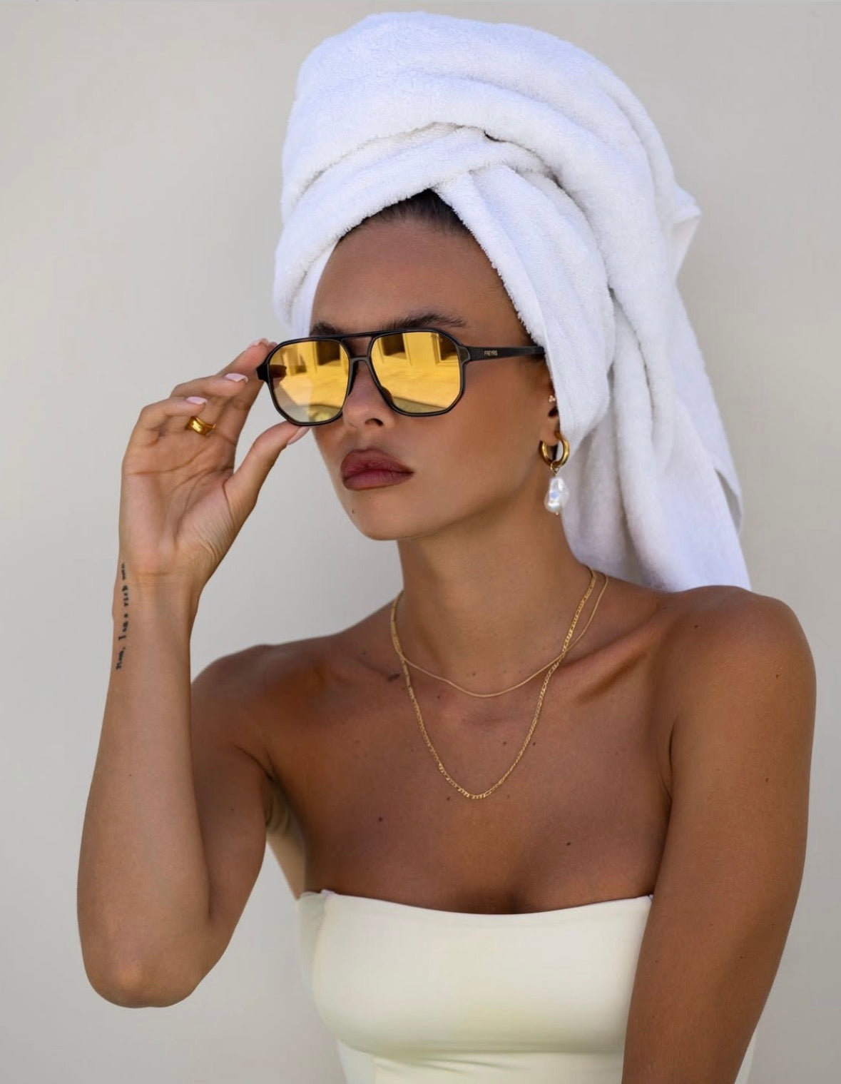 billie freyrs sunglasses